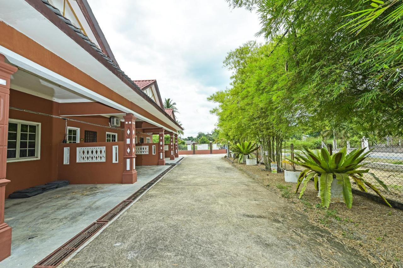 OYO 90642 Twin Mutiara Chalet&Homestay Jeli Luaran gambar