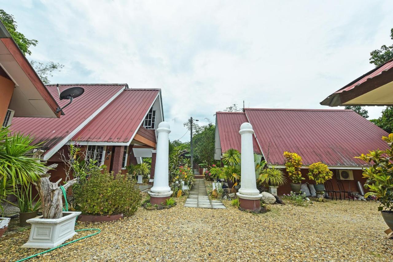 OYO 90642 Twin Mutiara Chalet&Homestay Jeli Luaran gambar