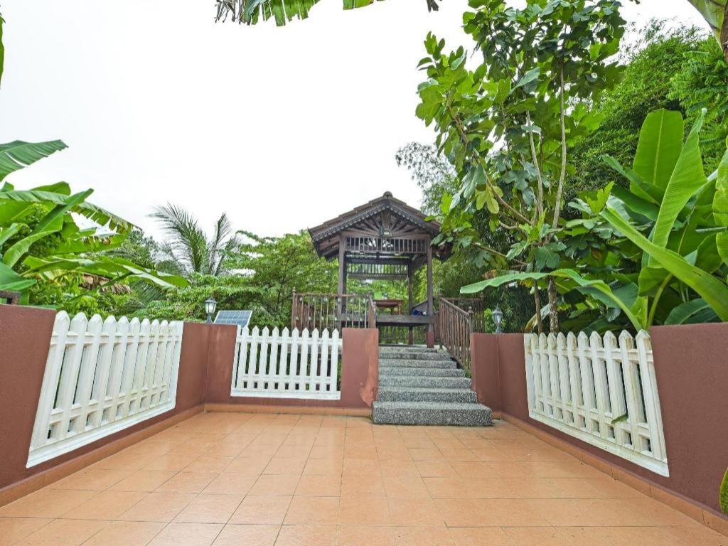 OYO 90642 Twin Mutiara Chalet&Homestay Jeli Luaran gambar