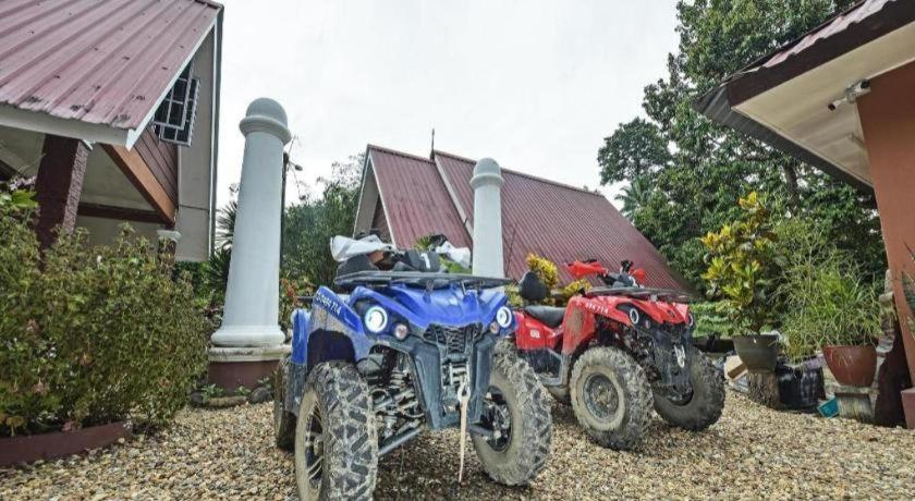 OYO 90642 Twin Mutiara Chalet&Homestay Jeli Luaran gambar